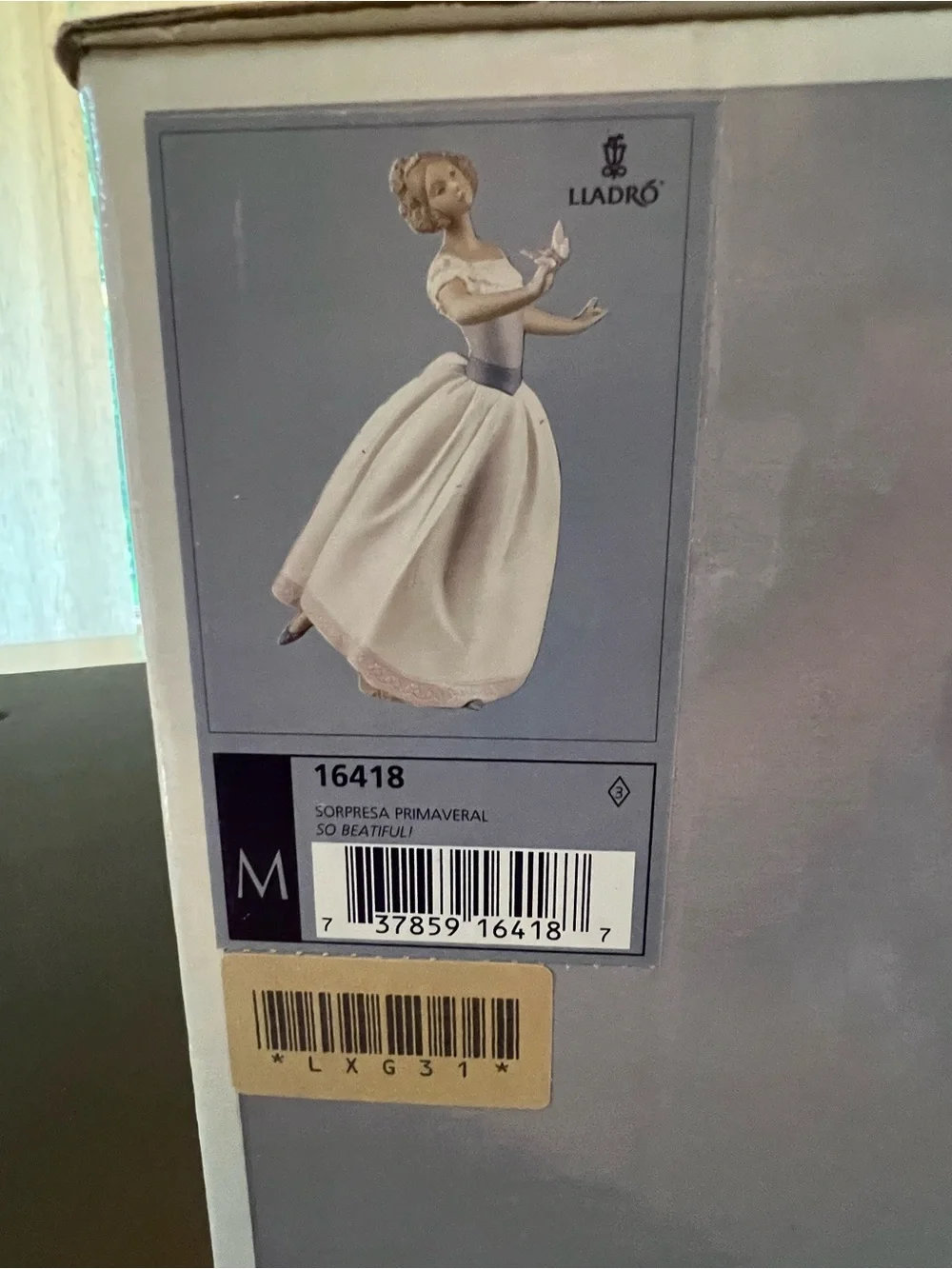 Elegant White Porcelain Ballerina Figurine Decorative Accent